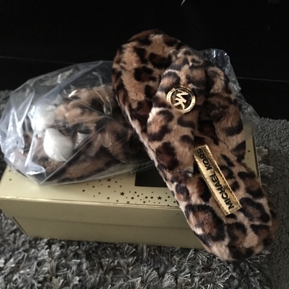 Michael Kors Shoes - MK Slippers Michael Kors Shoes - MK Slippers
